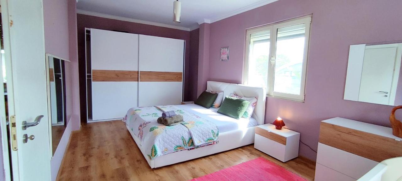 Apartamento Seasons 3 Golem (Tirana)