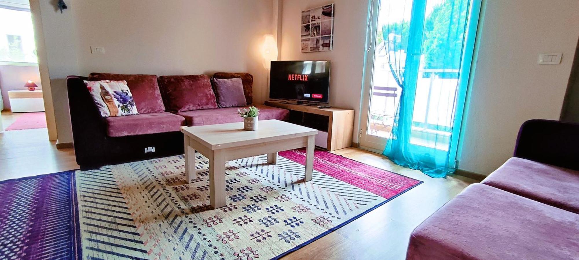 Seasons 3 Apartamento Golem (Tirana)